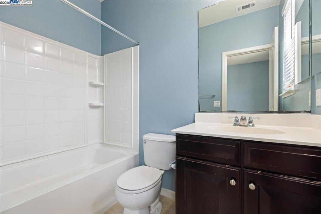 HAYWARD - Residential