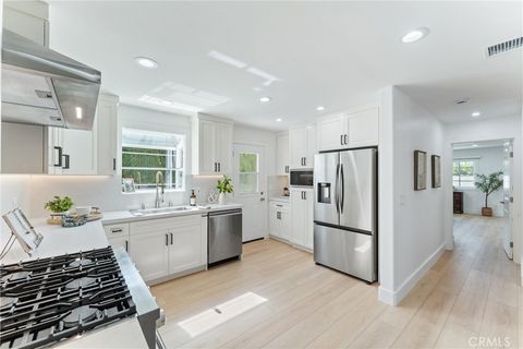 18011 Theodora Drive Tustin CA 92780