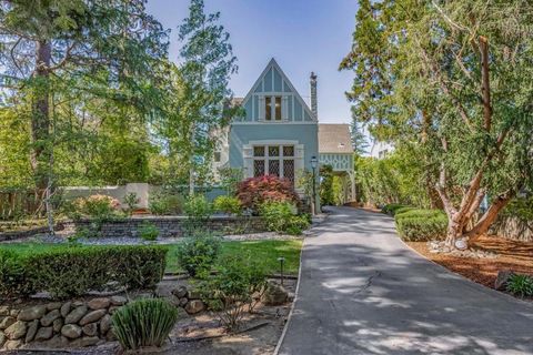 Photo of 641 Crescent Avenue, San Mateo, CA 94402 (MLS # ML82047419)
