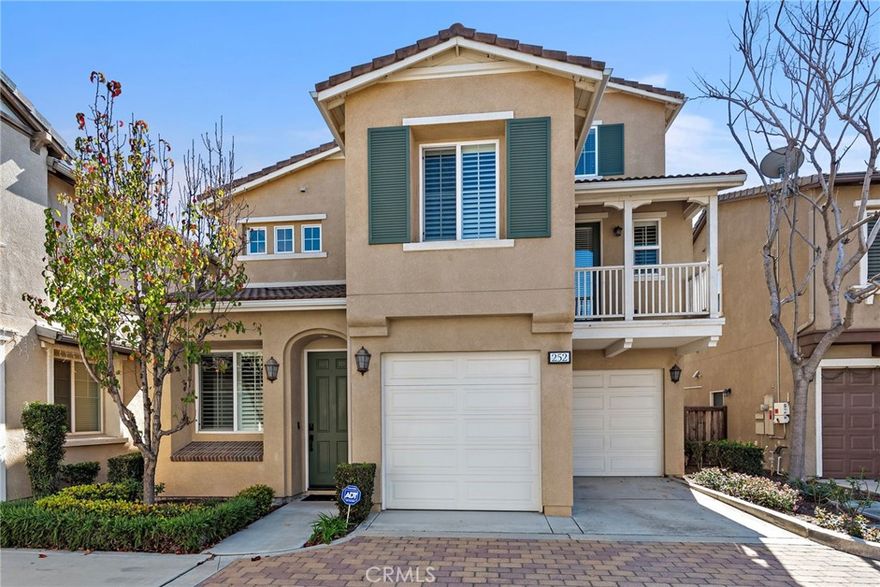 Detached 3 bedroom, 2.5 bathroom condo for lease in the coveted RiverBend community in Orange! Includes a spacious third-floor den that you can convert into a fourth bedroom or office space. Comes equipped with solar and Smart Home features: keyless entry, Nest thermostat, Google Home speakers, Ring doorbell & security cameras, and wifi-enabled lights & switches. Open to the living room, the kitchen boasts recessed lighting, granite countertops, and white shaker cabinets. Appliances included: fridge, washer & dryer, water softener & reverse osmosis filtration system, and Smart Home devices. Entering the attached two-car garage, you’ll find a 240v EV charger and a ceiling-mounted rack for extra storage. HOA amenities include high-speed internet and a pool & playground to enjoy. Conveniently located near freeways, shopping and schools, don’t miss out on this opportunity!