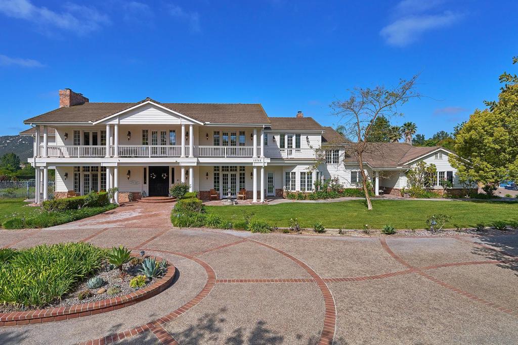 13742 Paseo Valle Alto