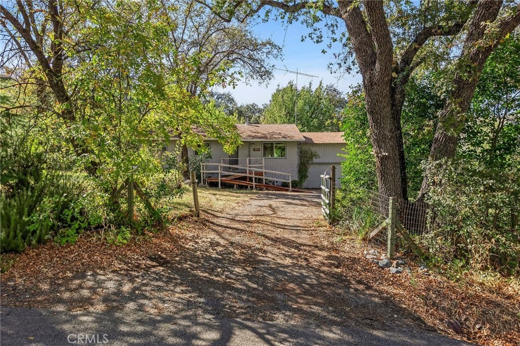 10572 Mooney Flat