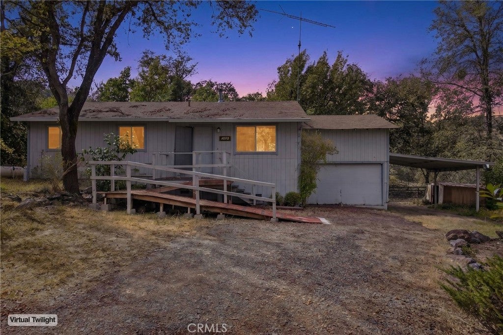 10572 Mooney Flat
