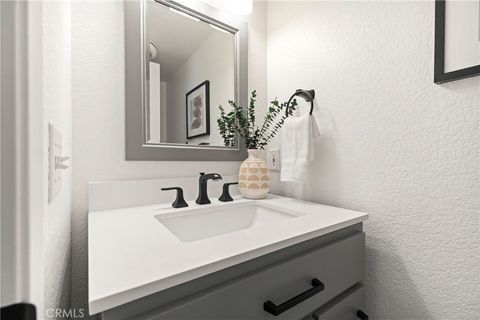 Tiny photo for 1 Hazelbranch, Aliso Viejo, CA 92656 (MLS # OC26158604)