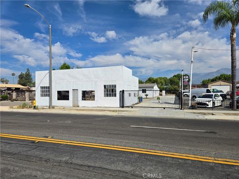 Photo of 1340 W Holt Blvd, Ontario, CA 91762 (MLS # DW26062393)