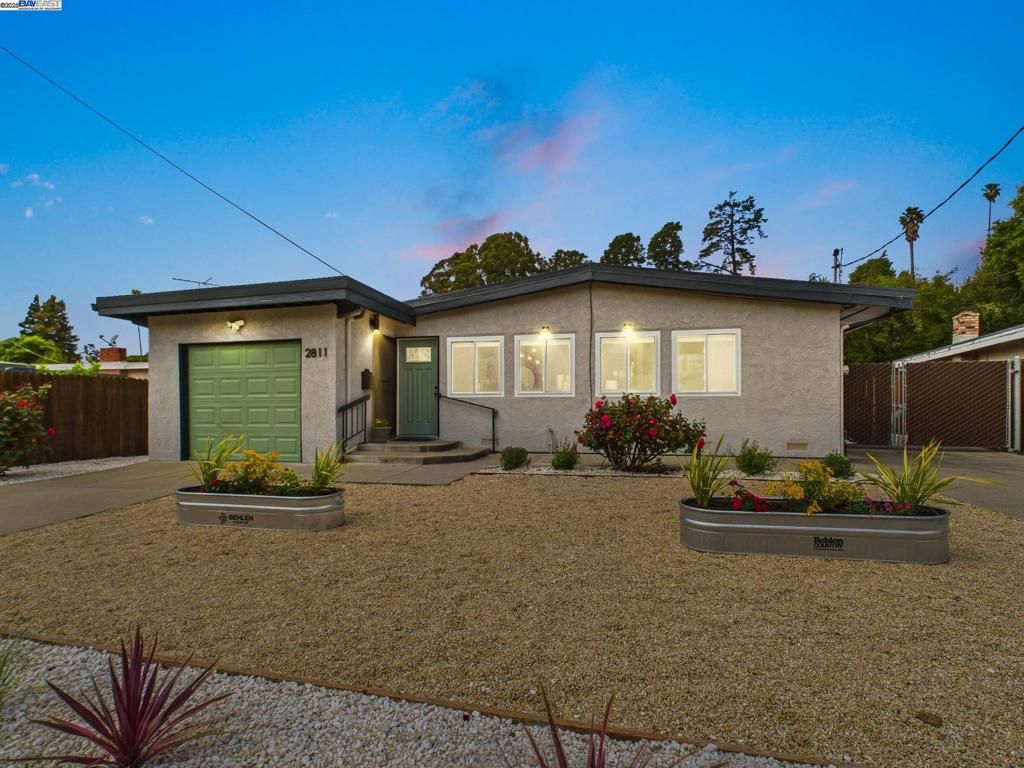 listing image 130723753128589676256