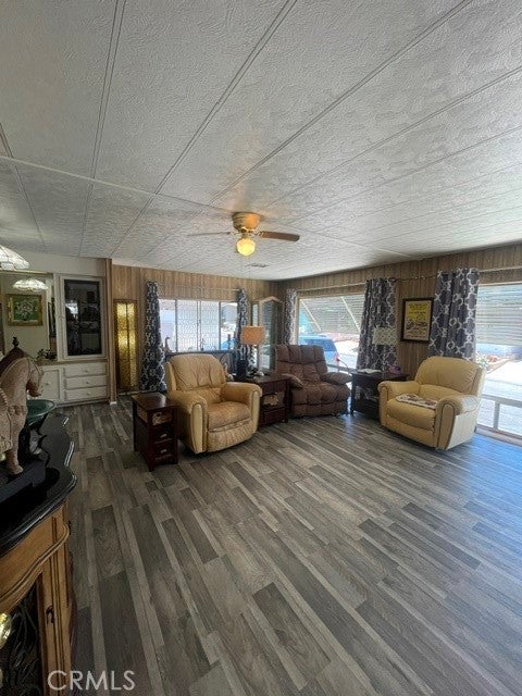 1131 Greenhill