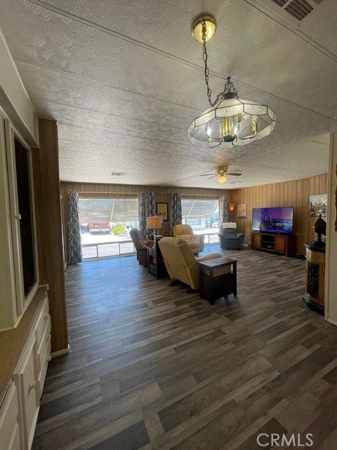 1131 Greenhill