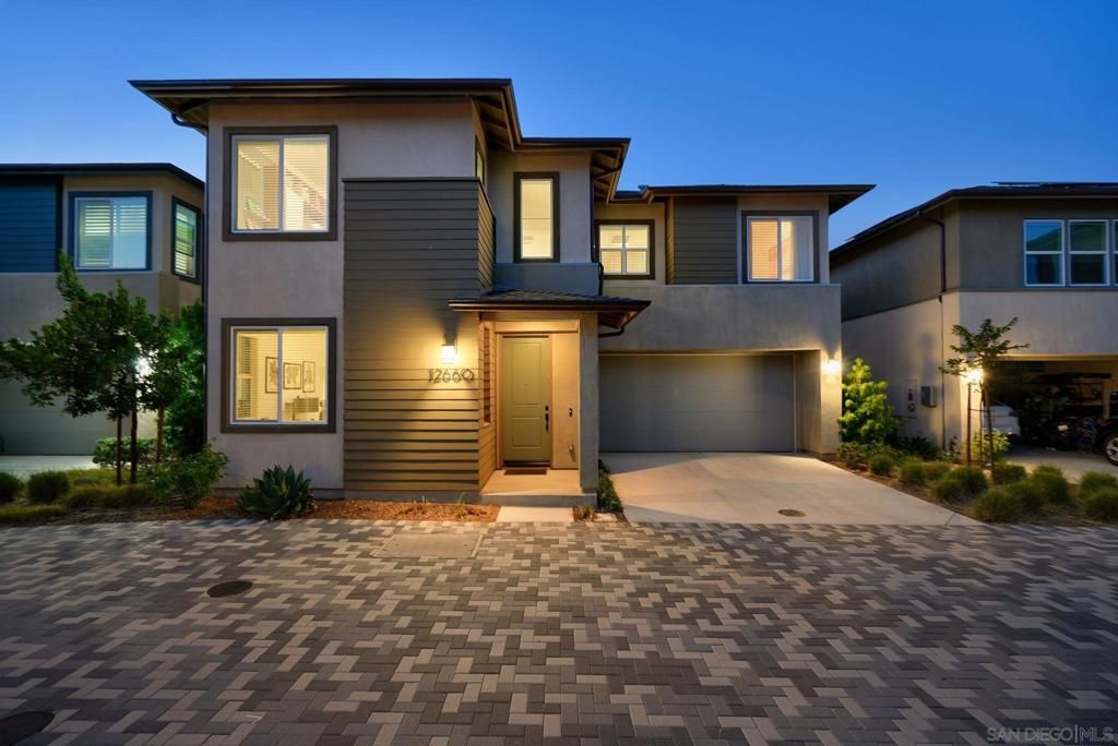 Photo of 12660 Stella Ln Ln, San Diego, CA 92129 (MLS # 250039243SD)