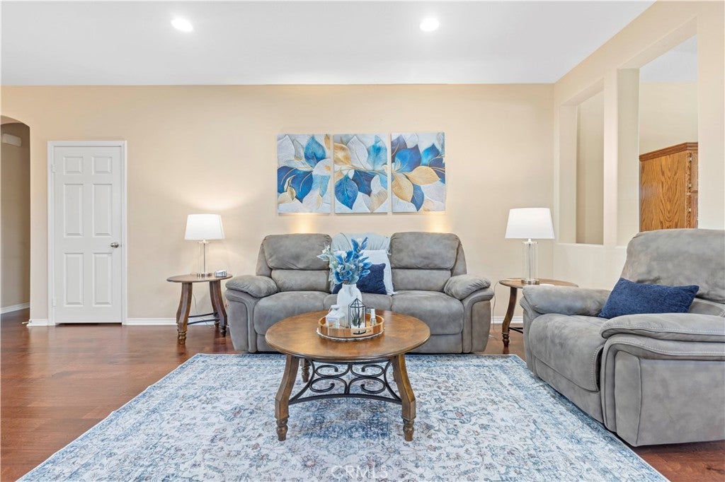 2723 Vine
