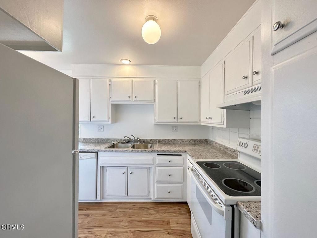 182 W Alta Green Green