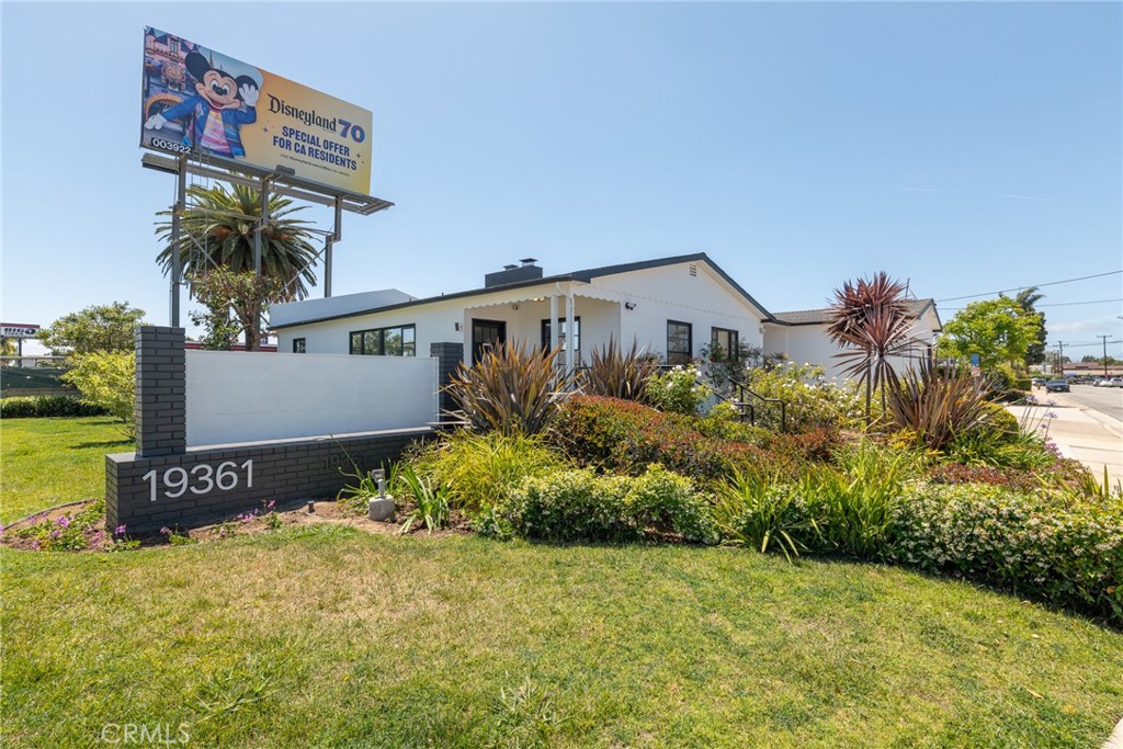 Photo 1 of 28 — 19361 Beach Blvd., Huntington Beach, CA 92648