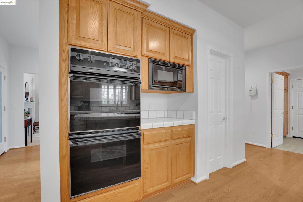 APPLE HILL ESTS - Residential