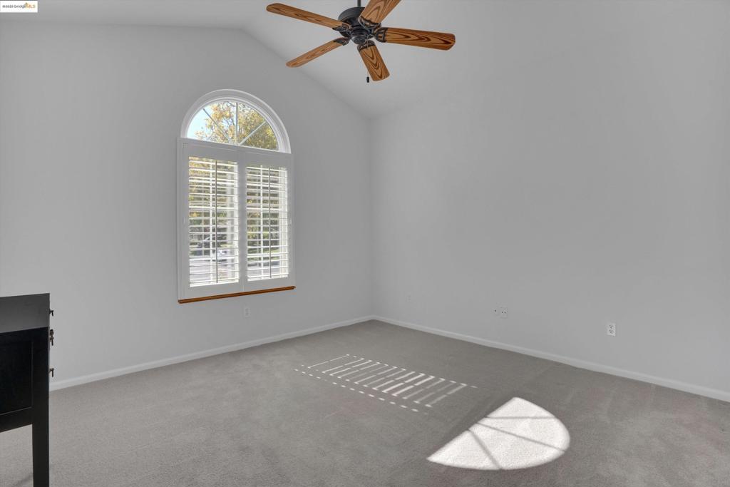 APPLE HILL ESTS - Residential