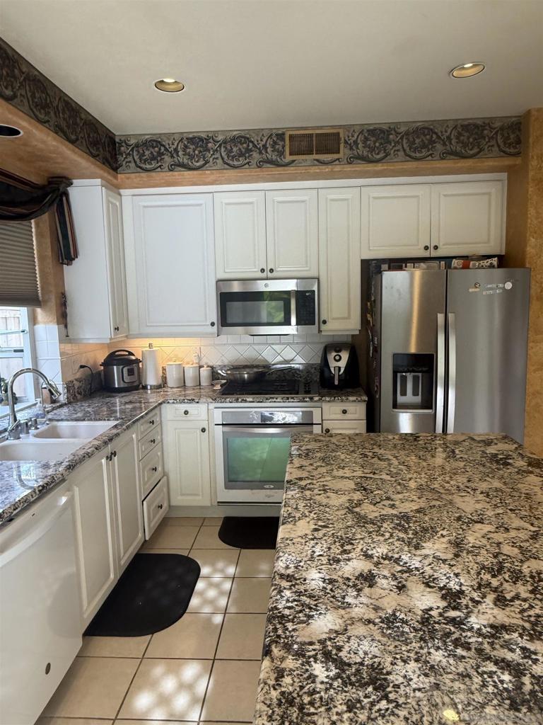 Scripps Ranch - Residential Lease