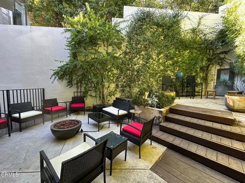 Photo of 3551 Dixie Canyon Place, Los Angeles, CA 91423 (MLS # P1-22466) Photo of 3551 Dixie Canyon Place, Los Angeles, CA 91423 (MLS # P1-22466)