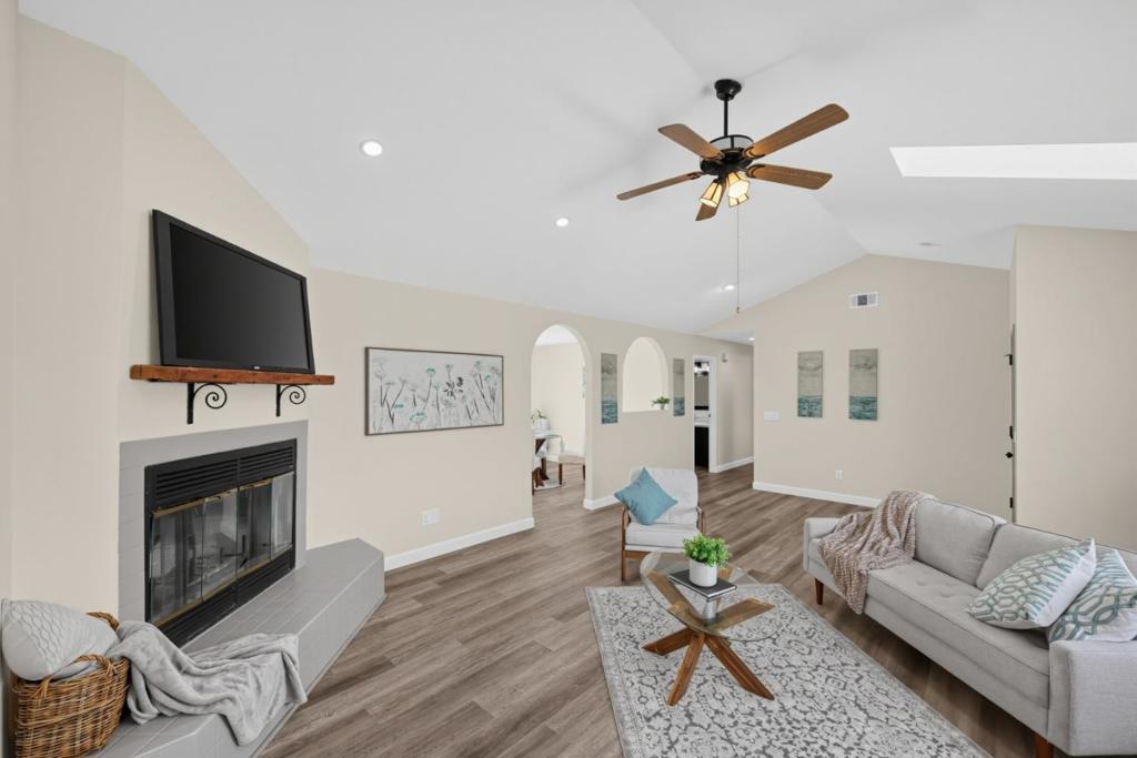 2468 Falcon Drive