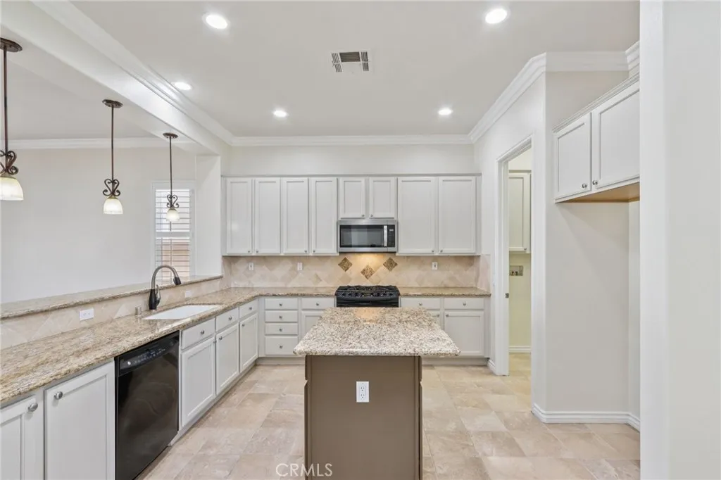 Hemet, California 92545, United States, 2 Bedrooms Bedrooms, ,2 BathroomsBathrooms,Residential,Active,170023