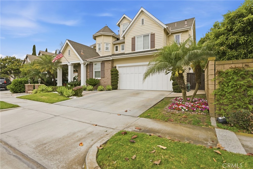 3435 S Saddleback Court