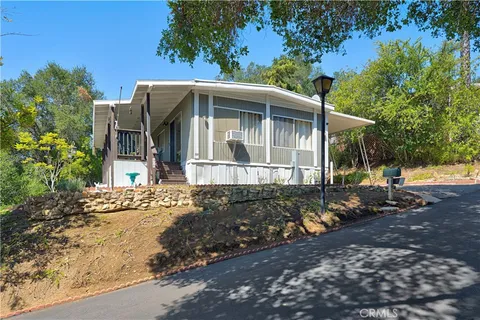4747 Oak Crest Rd Unit 96, Fallbrook, CA 92028 - MLS#: SW25225061