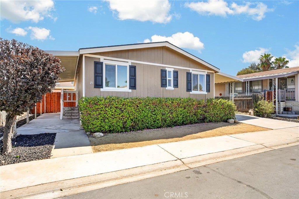 1721 E Colton 21