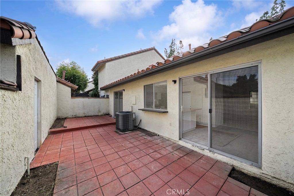 210 San Luis Rey