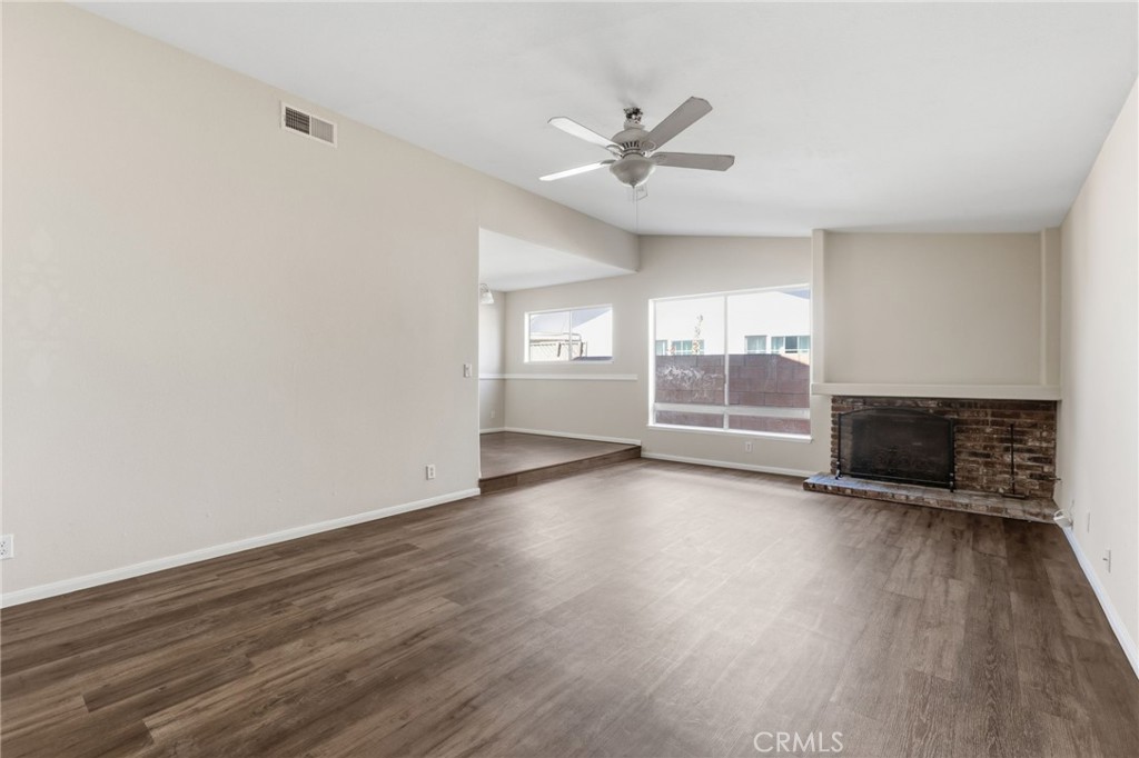 2928 Hilldale
