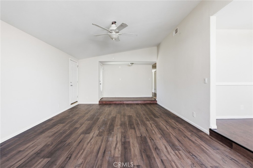 2928 Hilldale