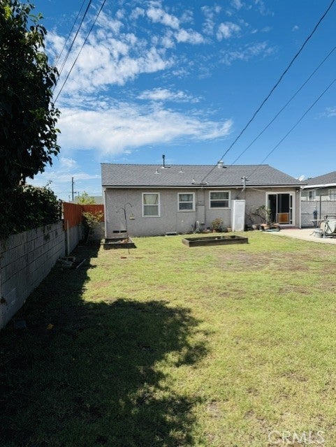 13708 S Menlo