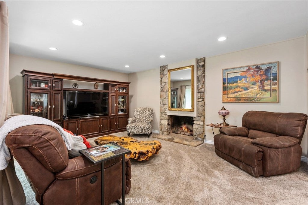 22052 Islander, Huntington Beach CA 92646 - Photo 8