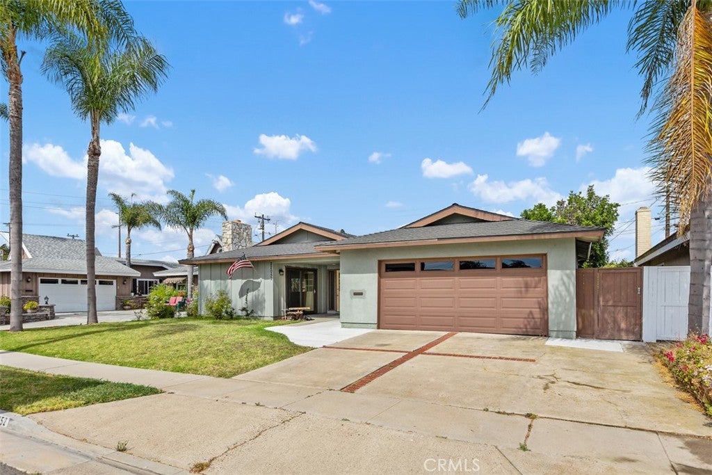 22052 Islander, Huntington Beach CA 92646 - Photo 1