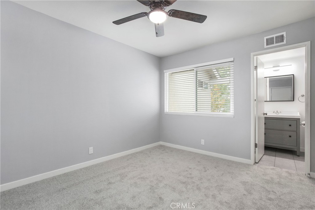 Deerfield Townhomes (DB) - Residential Lease