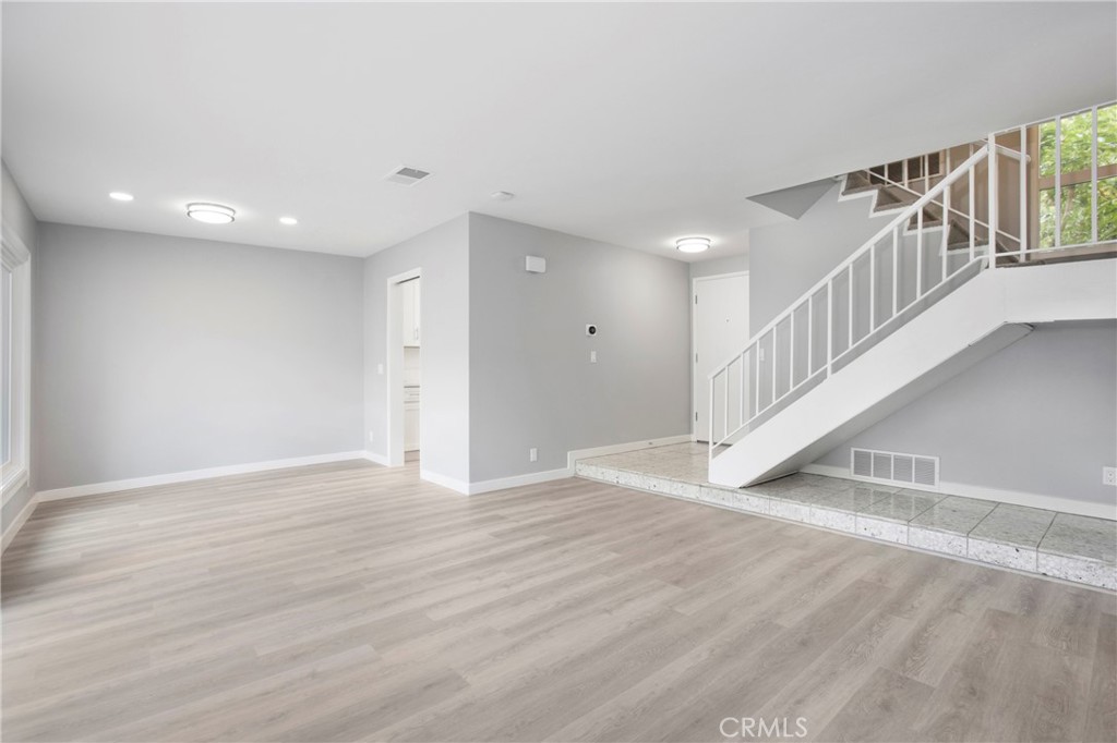 Deerfield Townhomes (DB) - Residential Lease