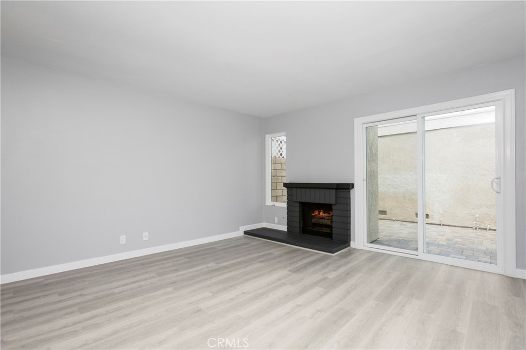 Deerfield Townhomes (DB) - Residential Lease
