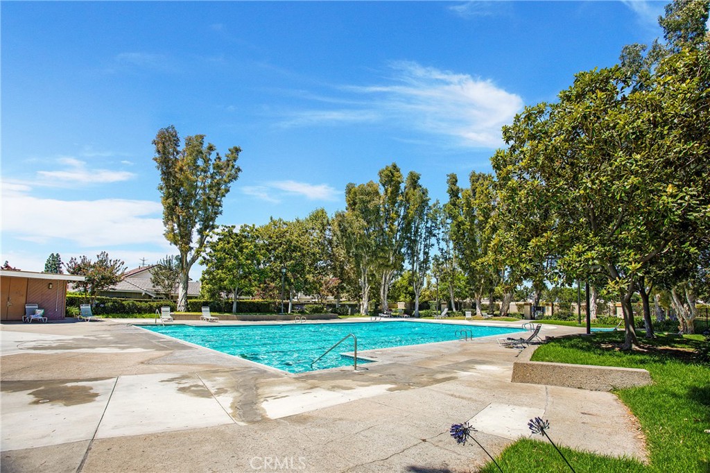 Deerfield Townhomes (DB) - Residential Lease