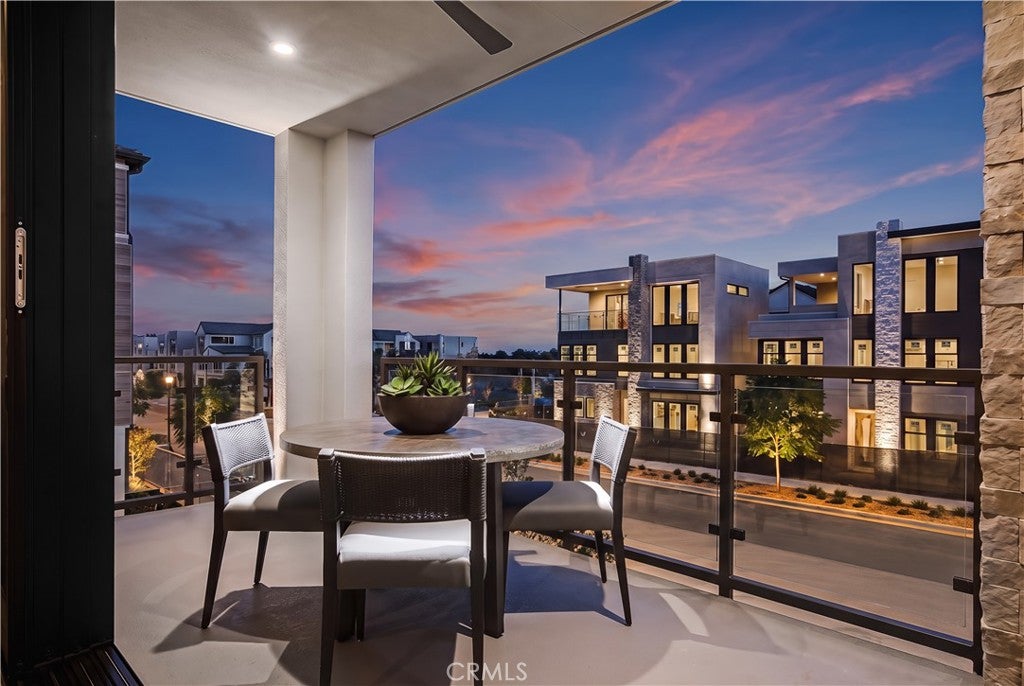 172 Palisades, Irvine CA 92618 - Photo 7