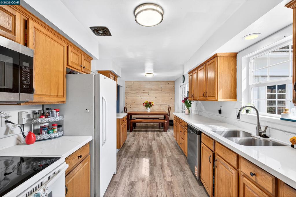 PINOLE VALLEY - Residential