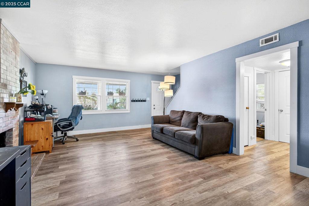 PINOLE VALLEY - Residential