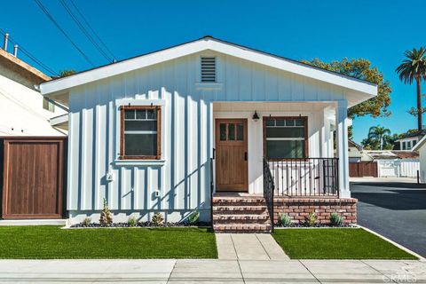 Photo of 553 N Olive Street, Orange, CA 92867 (MLS # PW26085462)