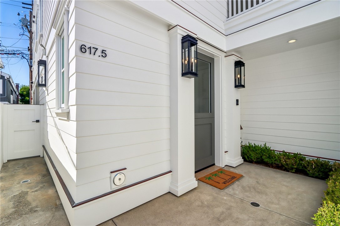 617 Narcissus Avenue .5