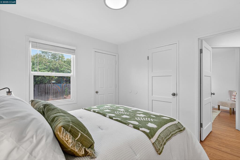 ROLLINGWOOD - Residential
