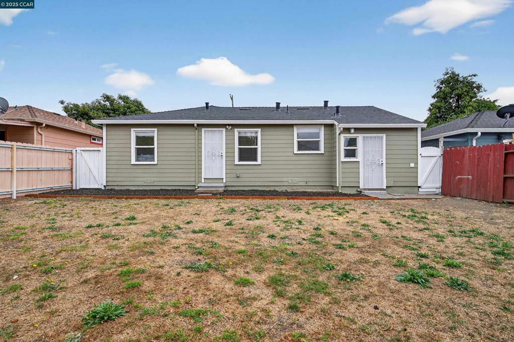 ROLLINGWOOD - Residential