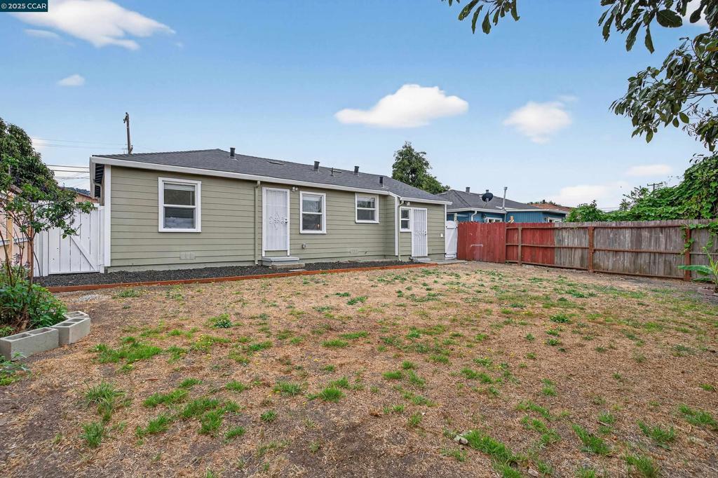 ROLLINGWOOD - Residential