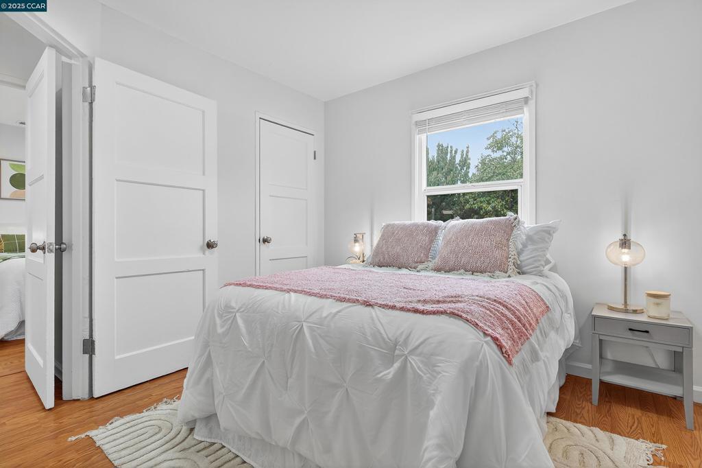 ROLLINGWOOD - Residential
