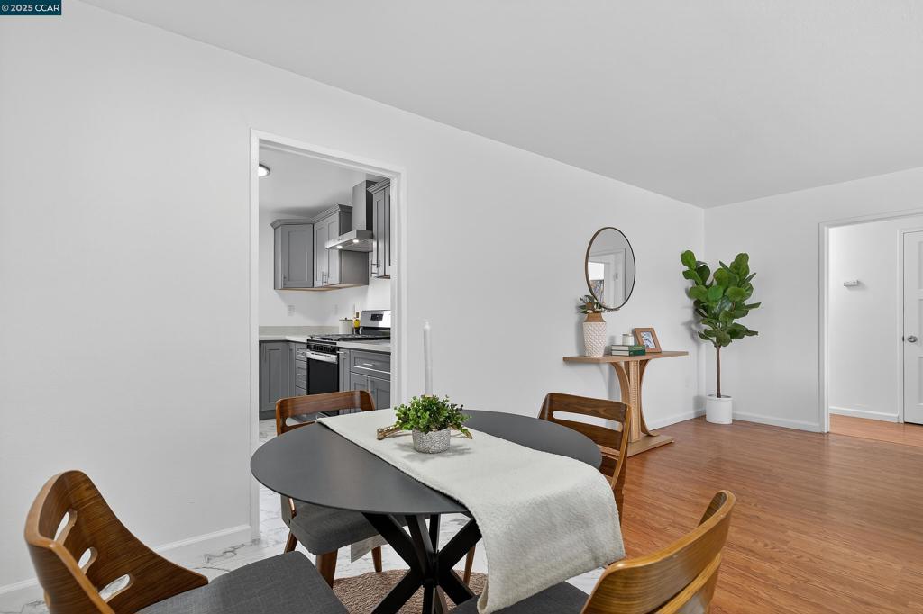 ROLLINGWOOD - Residential