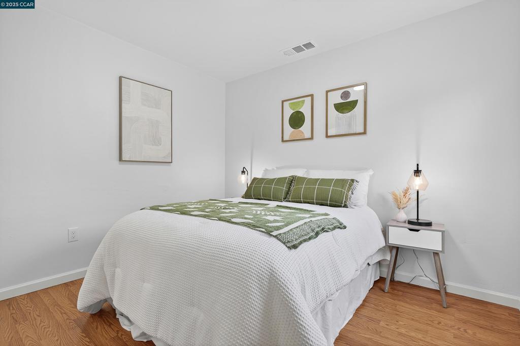 ROLLINGWOOD - Residential