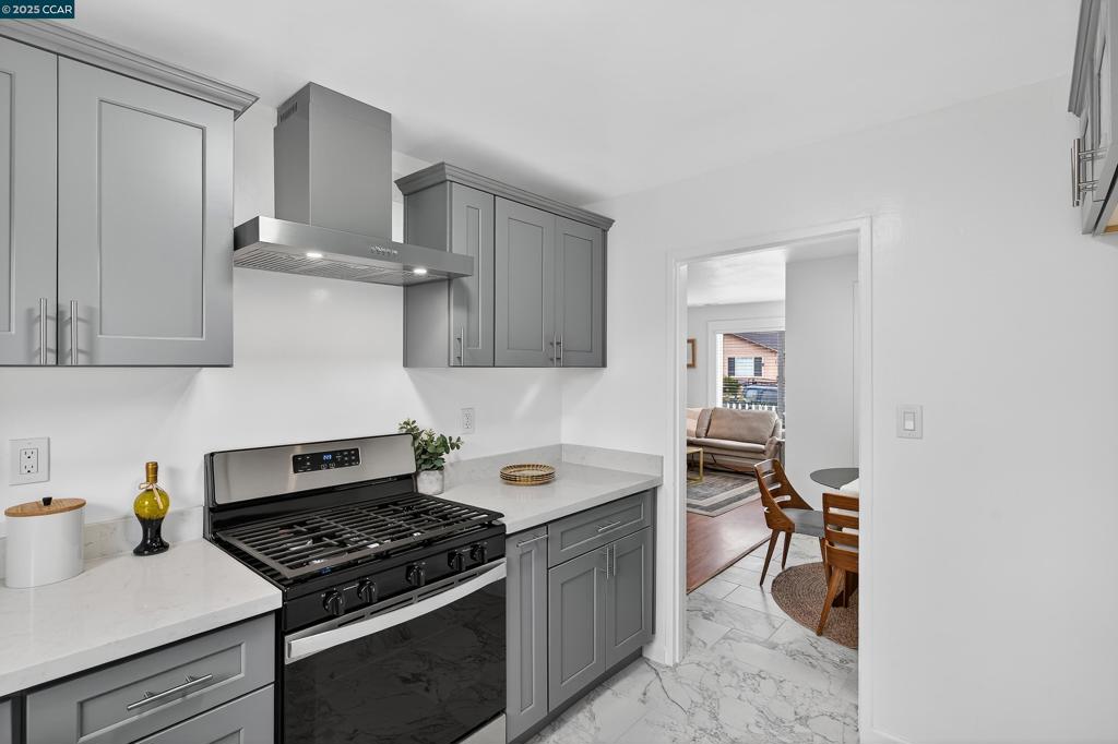 ROLLINGWOOD - Residential