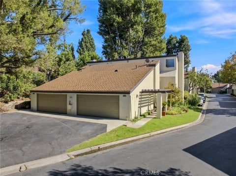 Photo of 2854 Park Vista Court, Fullerton, CA 92835 (MLS # TR26186518)