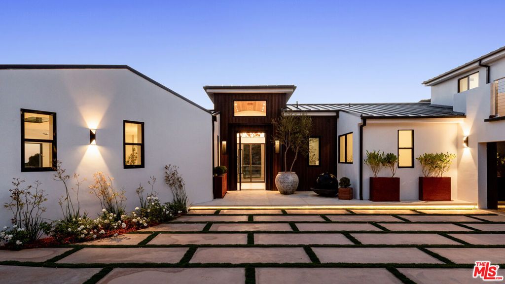 Photo of 5877 Trancas Canyon Road, Malibu, CA 90265 (MLS # 26638069)