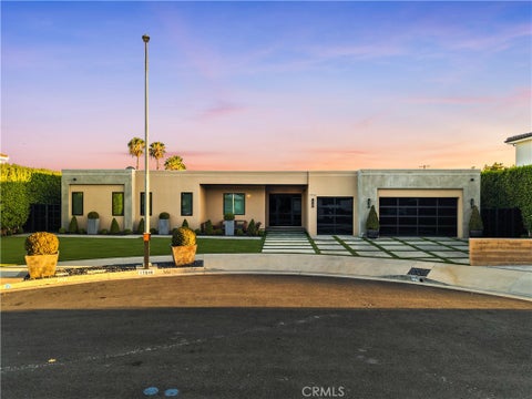 Photo of 17646 Stare Street, Northridge, CA 91325 (MLS # SR26224228)